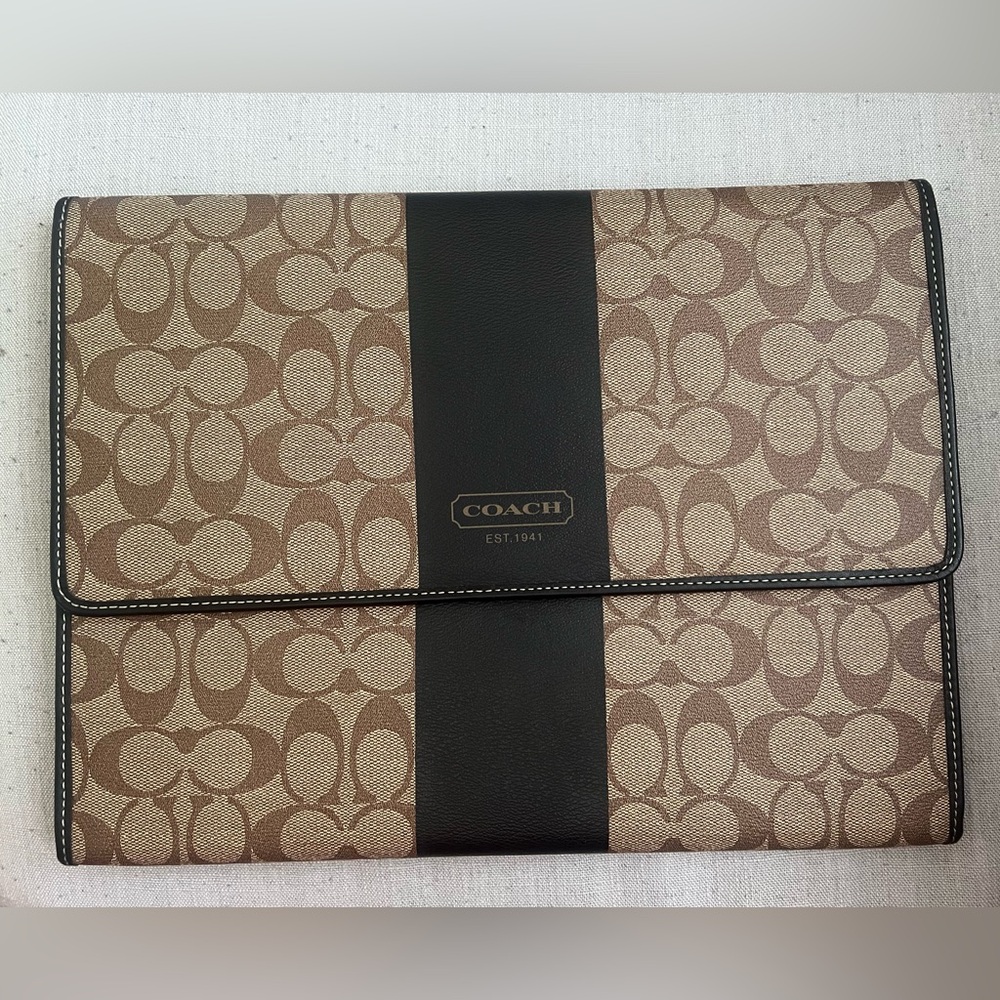 COACH IPAD/NOTEBOOK ORGANIZER!!!!
